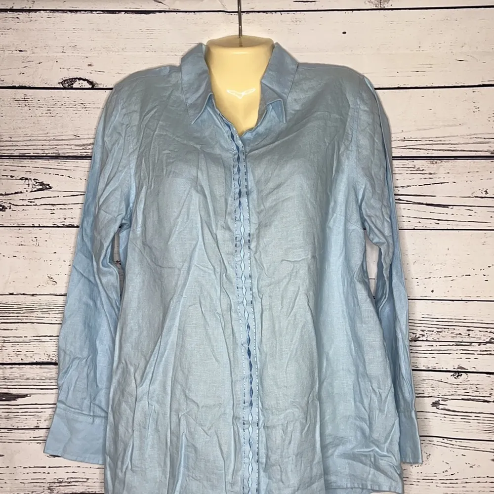 Soft Surroundings NWT Size L Blue Embroidery 100% Linen Button Down Shirt Top - Image 2