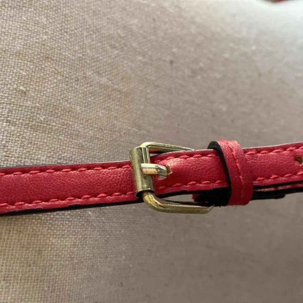 Red crossbody camera bag from Italy, faux leather - Image 4