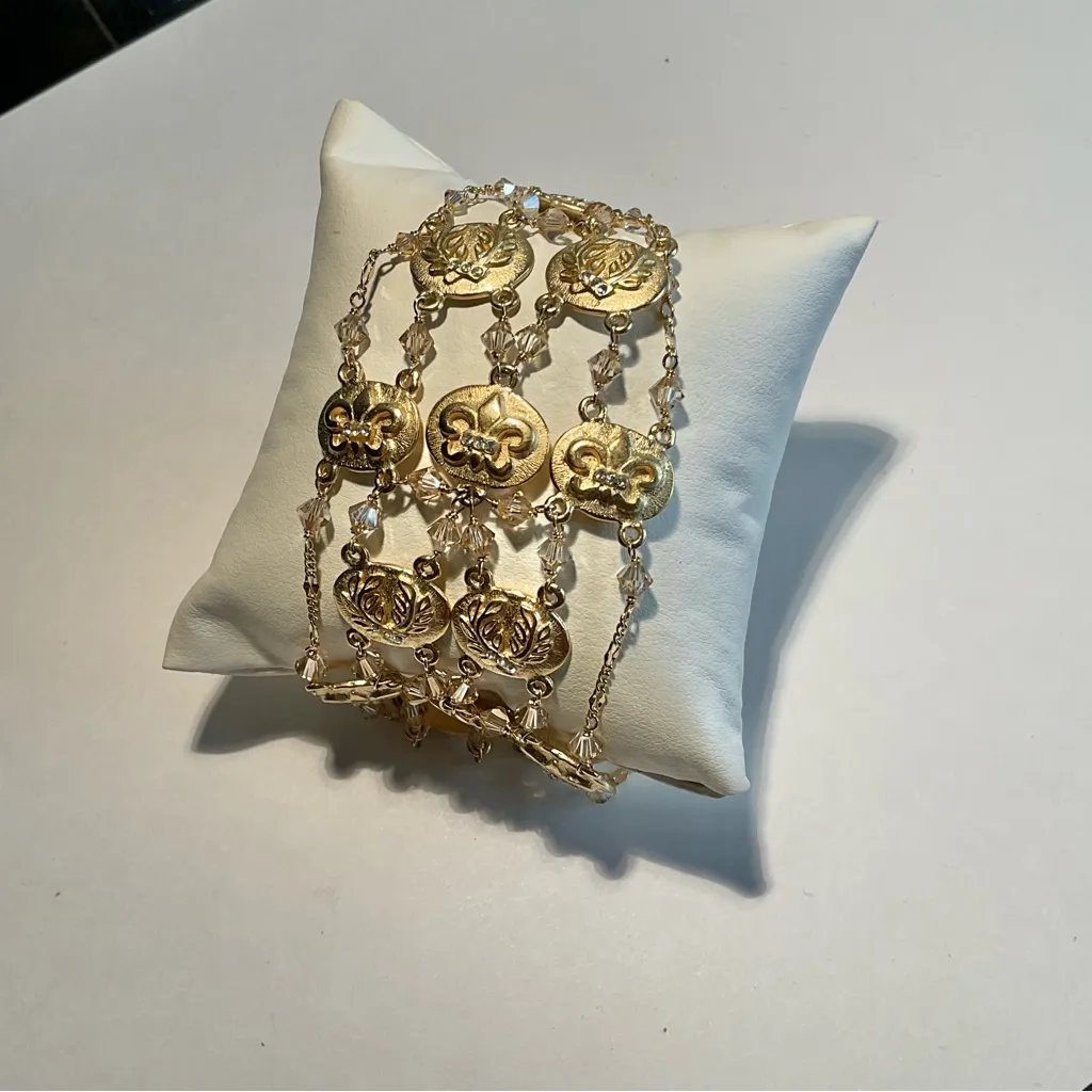 WA Studios Coin Medallion Gold Chain Bracelet - Image 4