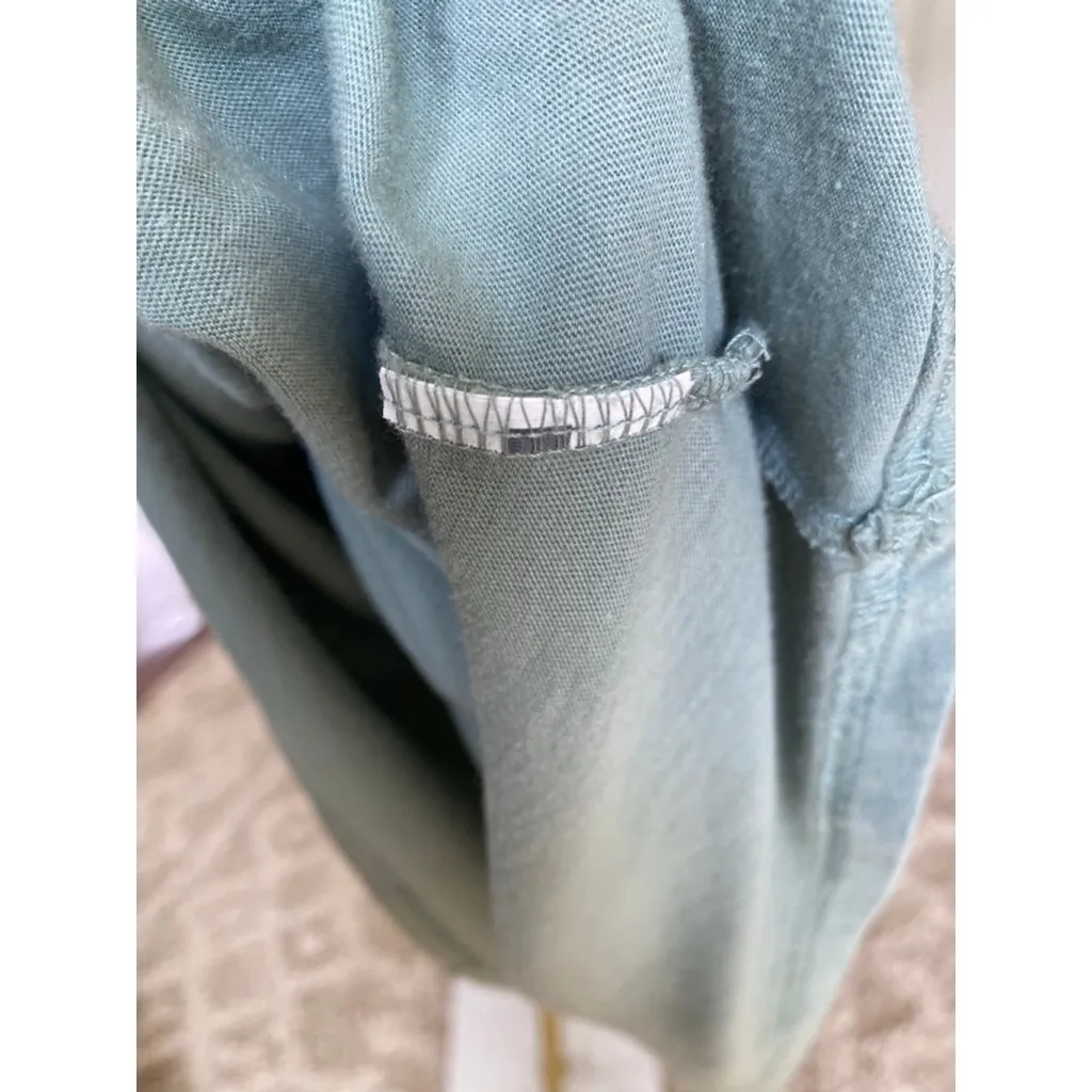 Hollister Sage Green Logo Tank Top M Must-Have Collection Resort Vaca Beach Soft - Image 7