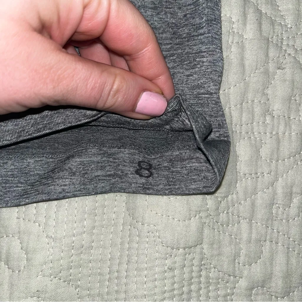 Lululemon Swiftly Tech Short Sleeve grey size 8 - Image 2