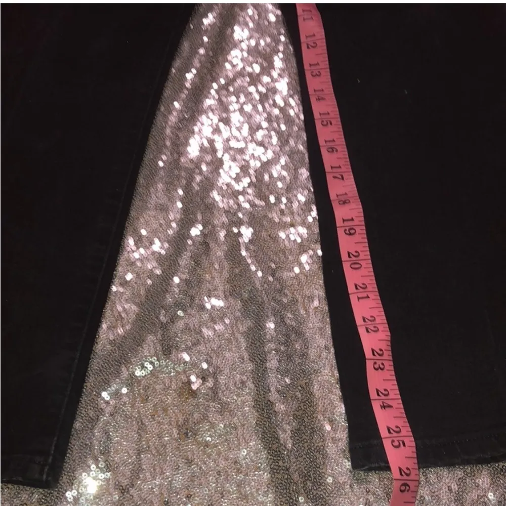 Lauren Ralph Lauren 8 gold strip black jeans 25” inseam, zip button closure, str - Image 5