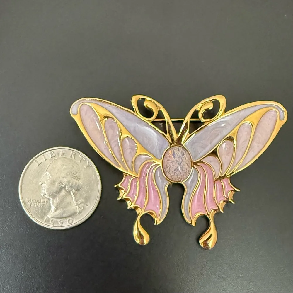 Vintage AVON Pastel Enamel Opal Jelly Belly Butterfly Brooch 21g. Pink - Image 4