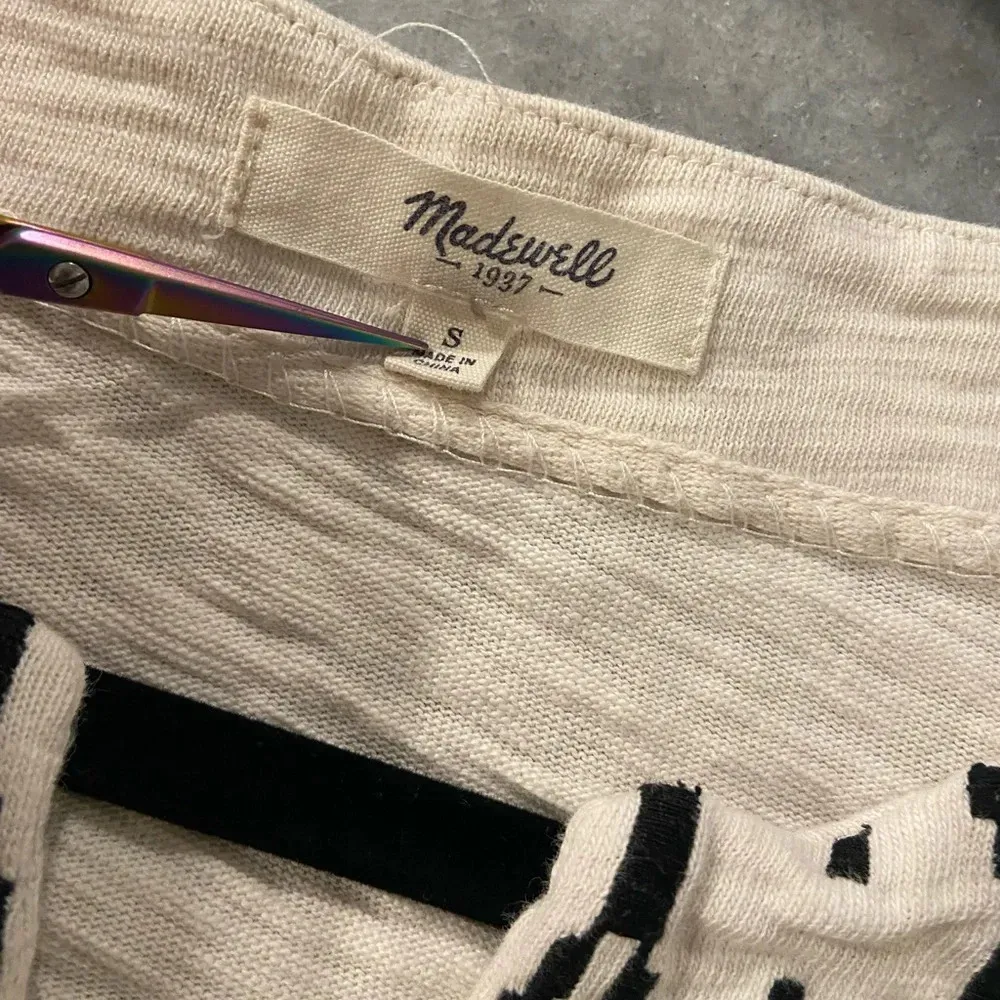 Madewell Cream Cotton Black Embroidered V Neck Short Sleeve Split Hem Top Size S - Image 9