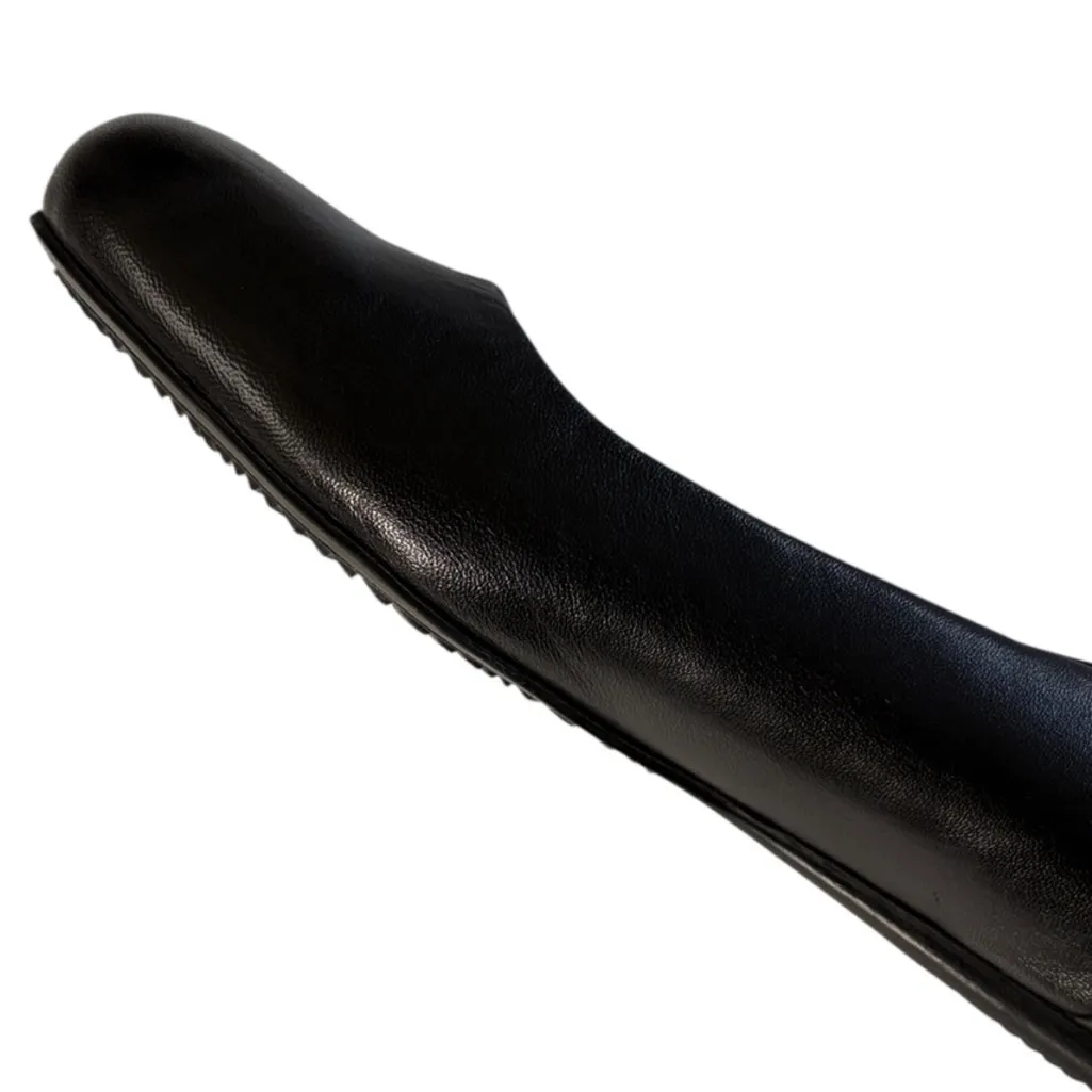 Like New SoftWalk Leather Shiraz Flats
Black Size 9 - Image 4