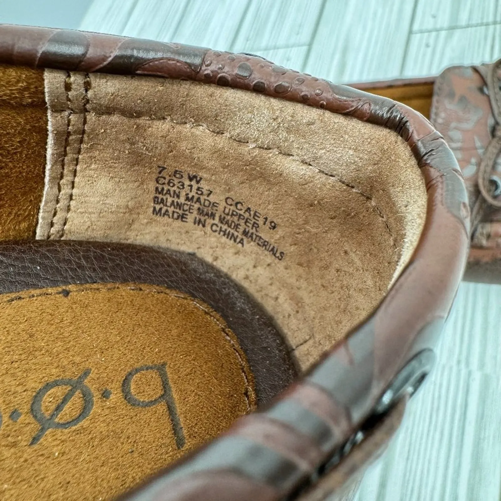 Boc Carolann shoes 7.5 brown vegan floral embossed leather slip on moccasins - Image 9