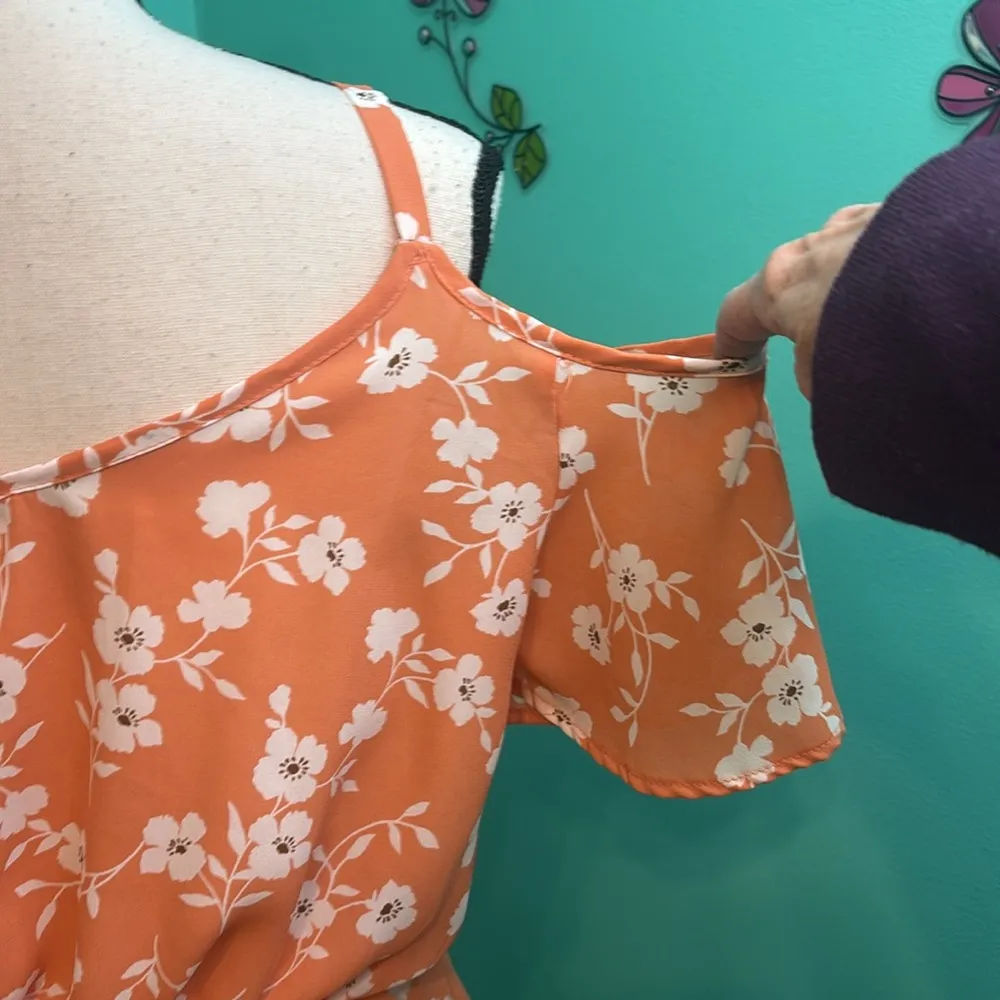 Sienna Sky  floral cold shoulder top - Image 8