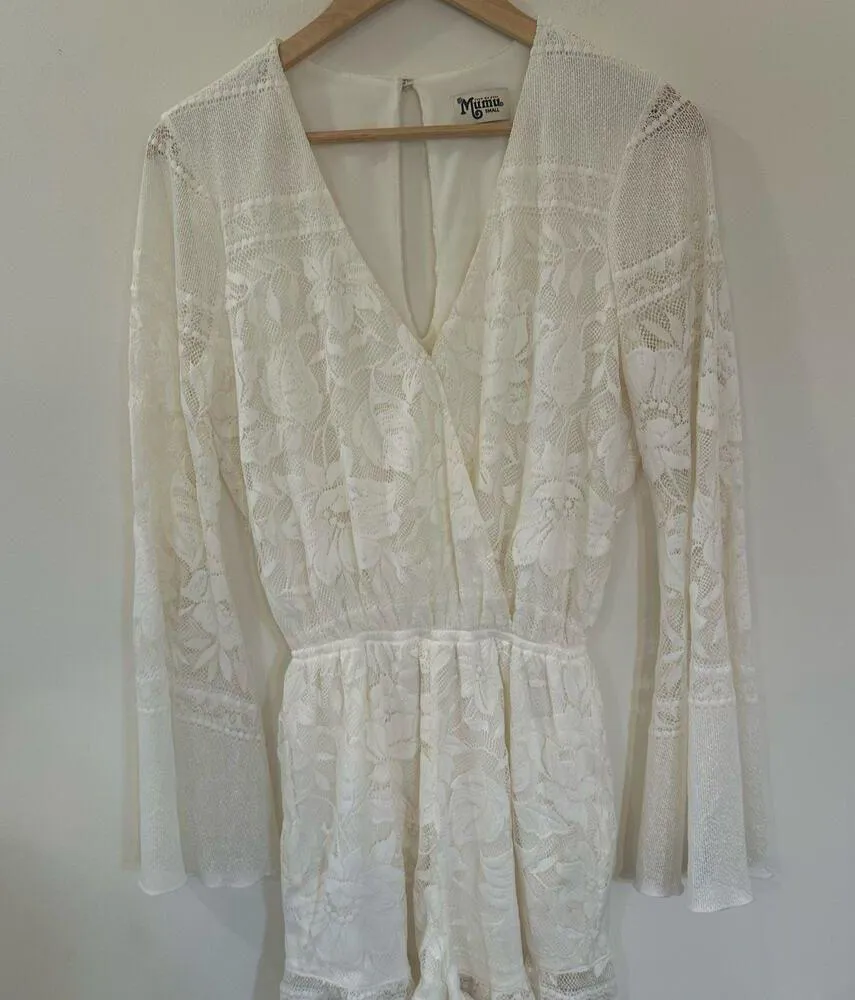 Show me Your Mumu White Lace Romper sz small - Image 3