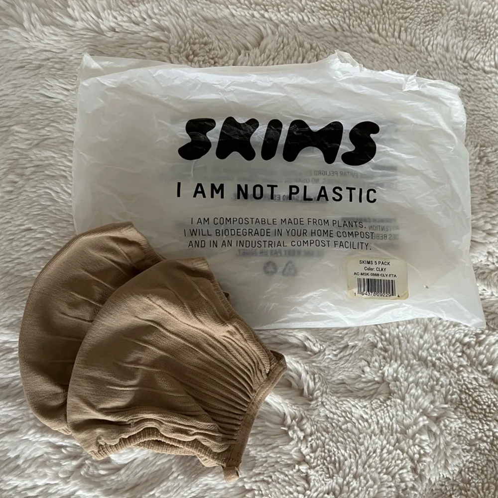 Kim Kardashian Skims Face Mask Clay Nude Set of 2 New and Never Used - Image 2