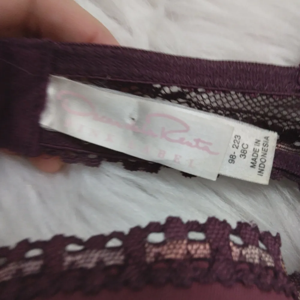 Oscar deLa Renta  Bra  Push-Up 38C - Image 13