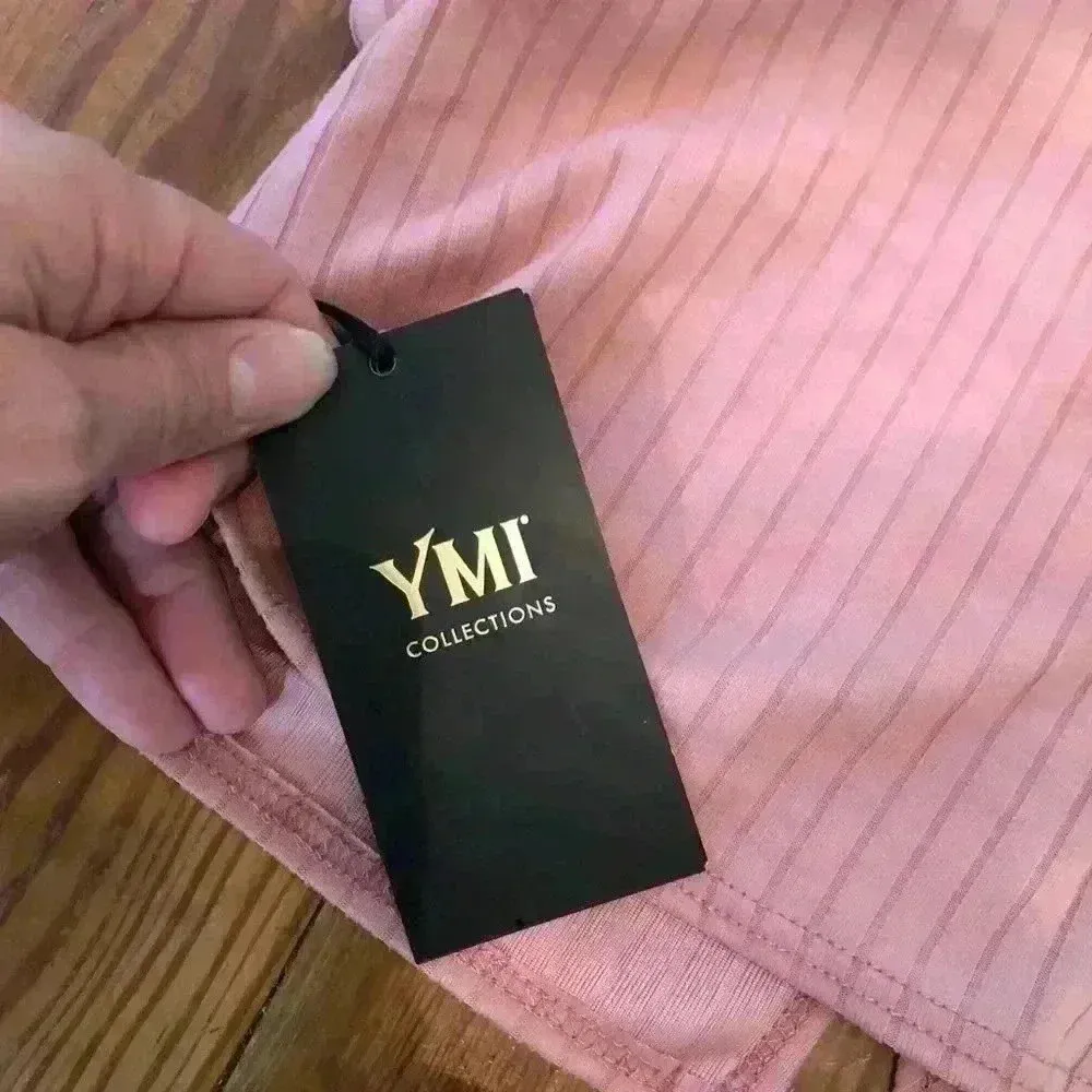 Ymi  Collection crop top size medium. NWT - Image 4