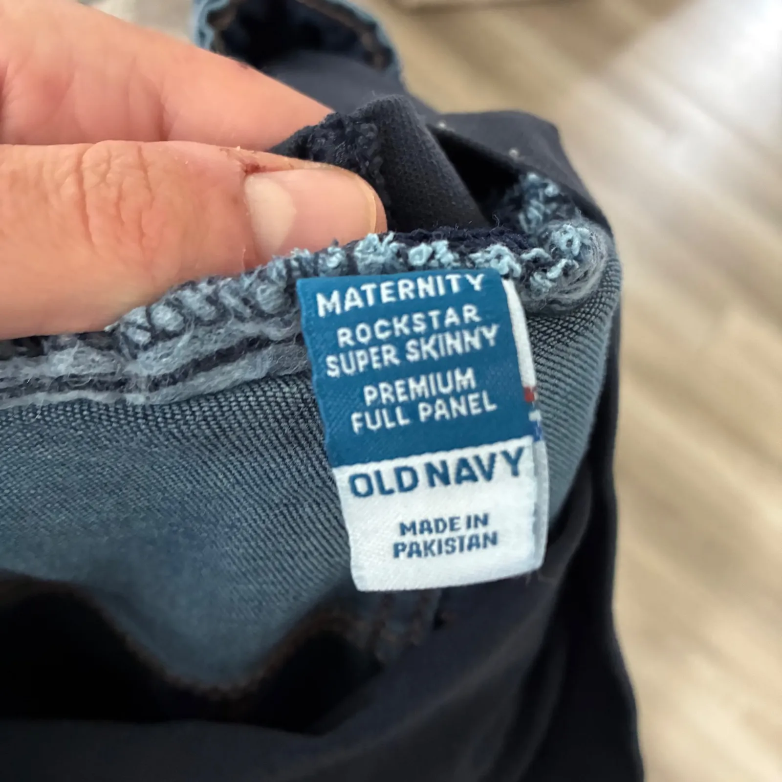 Old Navy Maternity Rockstar Skinny Jeans Premium Full Panel Dark Wash Size Large - Image 3