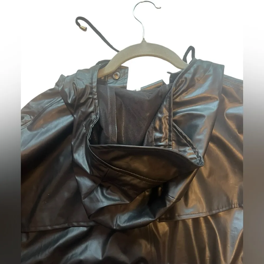 RAINS The Jacket Windbreaker Black - Image 10