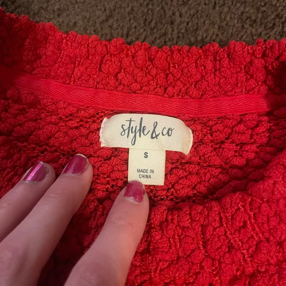 red sweater S - Image 2