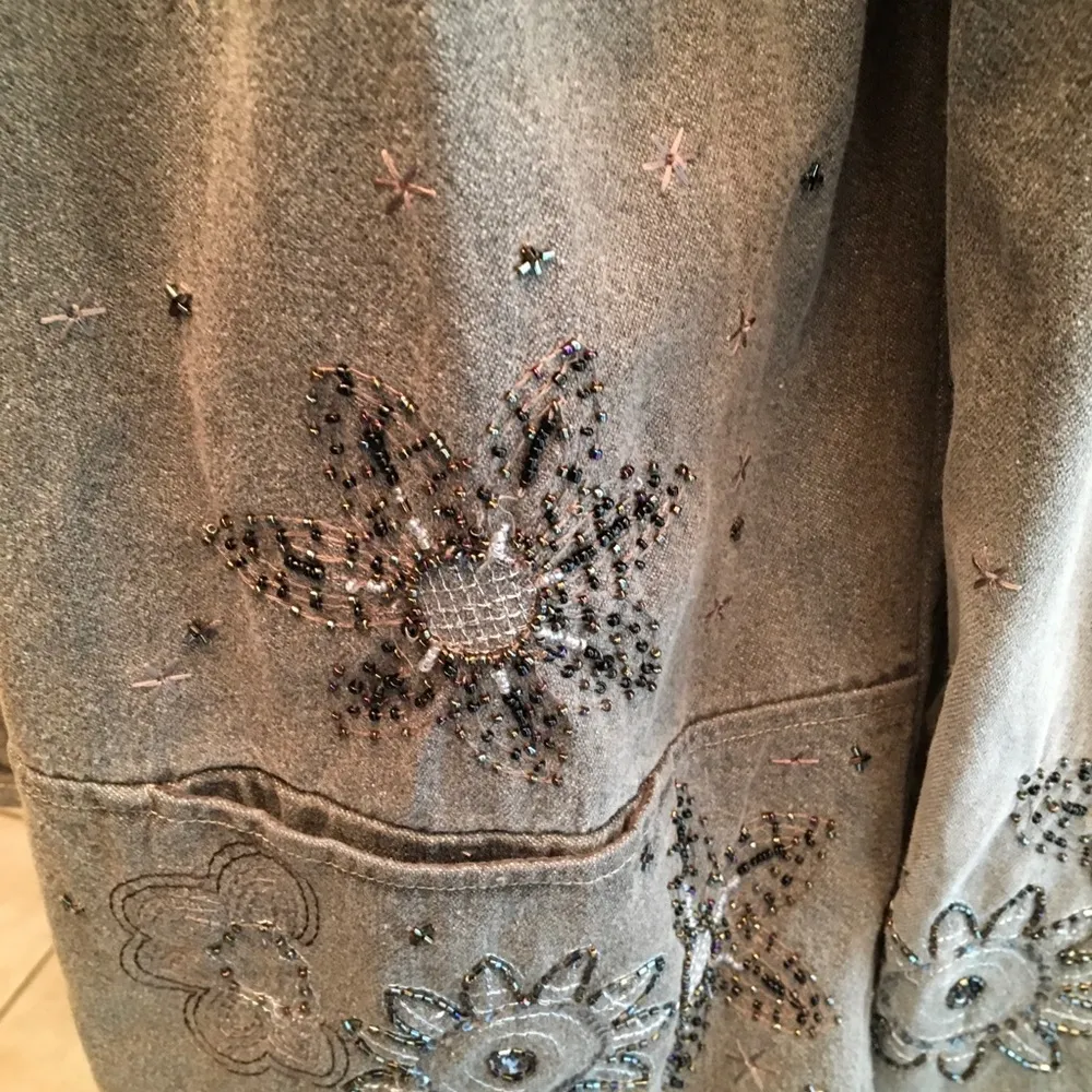 Chico’s Beaded button down Sage long Jacket - Image 8