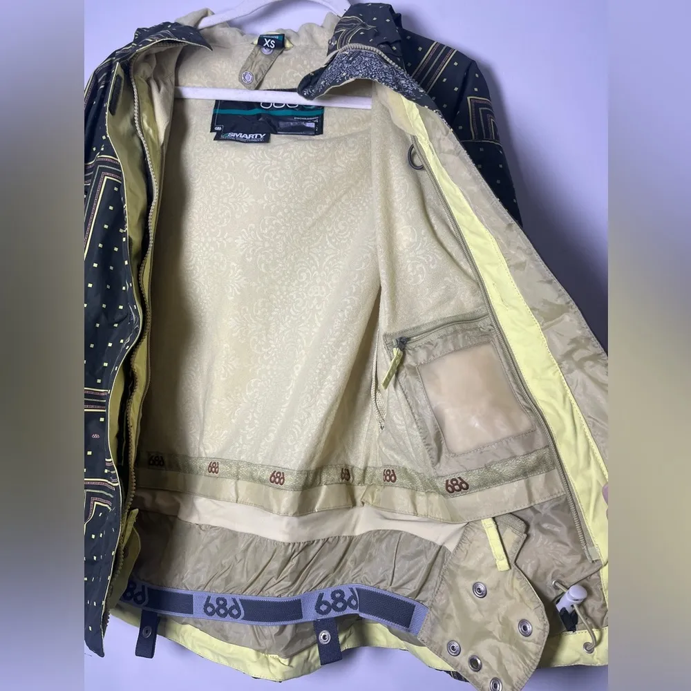 686 Geometric Print Women's Ski/Snowboarding Jacket Outdoor Snow Sport Sz XS Green - Image 4