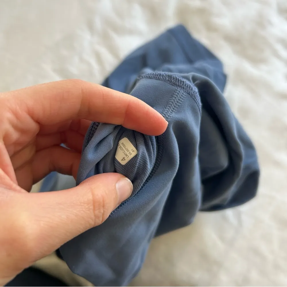 lululemon Align™ High-Rise Short 4"
Oasis Blue - Image 3