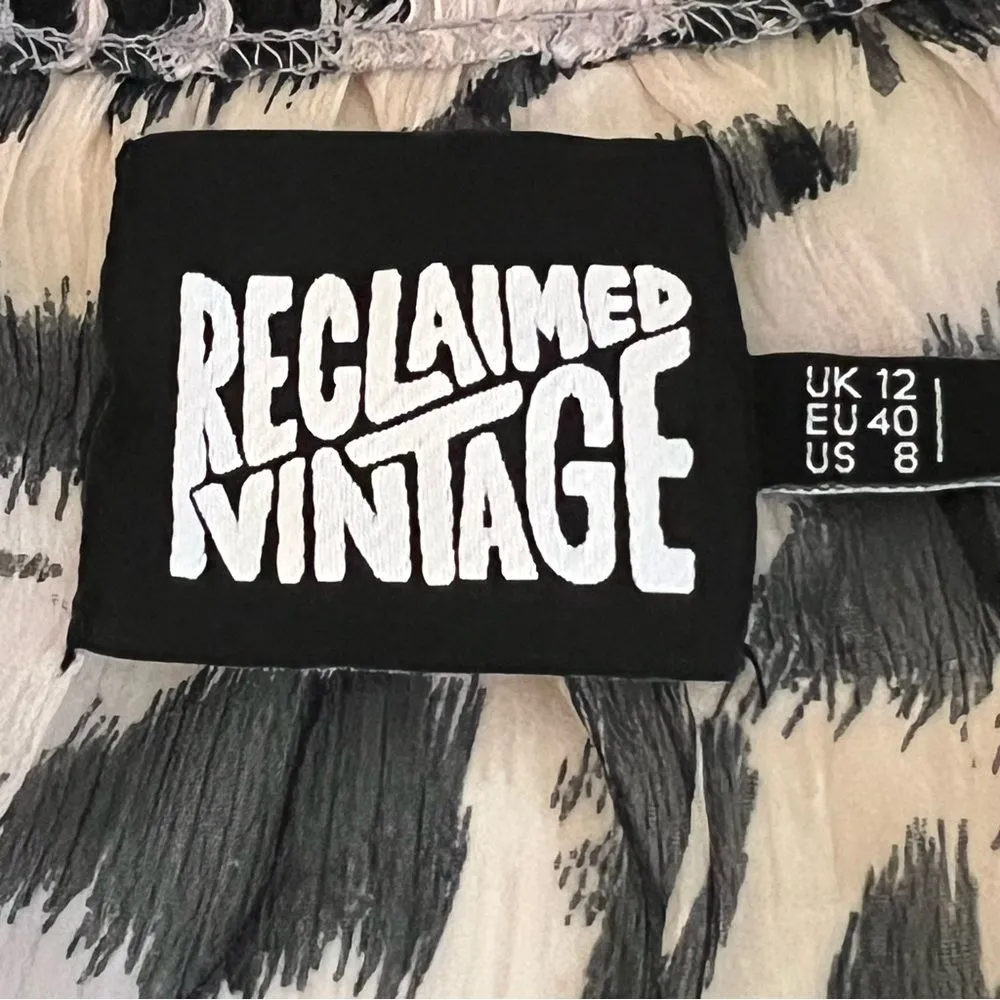 Reclaimed Vintage Womens Y2K Animal Print Crop Top Sz 8 Tie Front Boho Mob Wife Black - Image 8