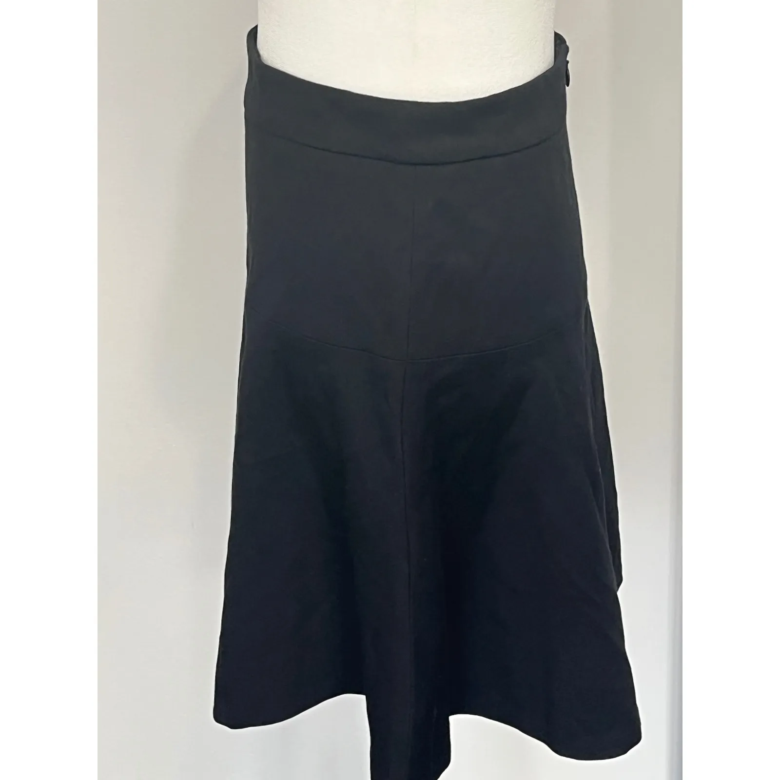 Banana Republic Black Ponte Knit Fit Flare Mini Skirt Size 0 - Image 4