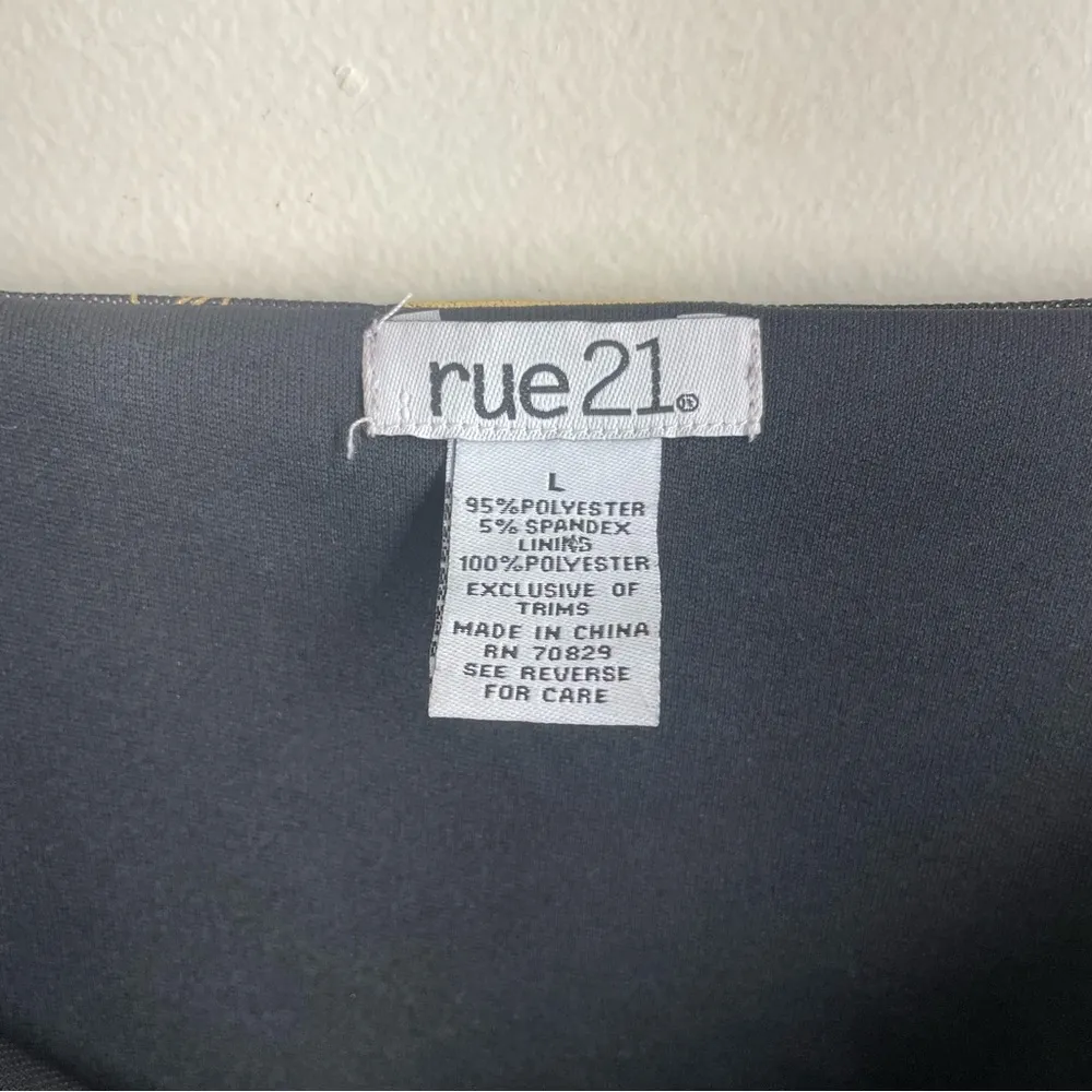 Rue21 Vintage Y2K Celestial Print Cowl Neck Cami Top Chain Straps Black Gold L - Image 7