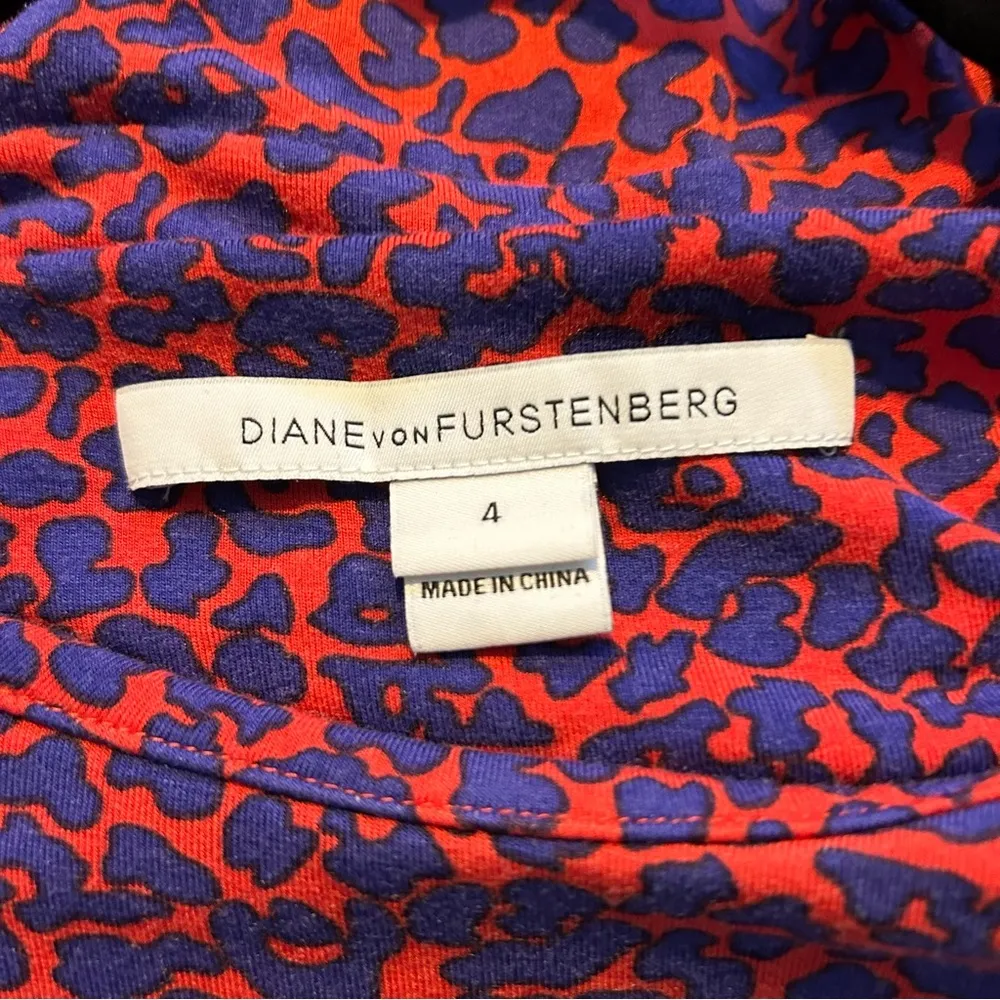Diane Von Furstenberg Red & Blue Animal Print Size 4 Zoe Ruched Dress. - Image 7