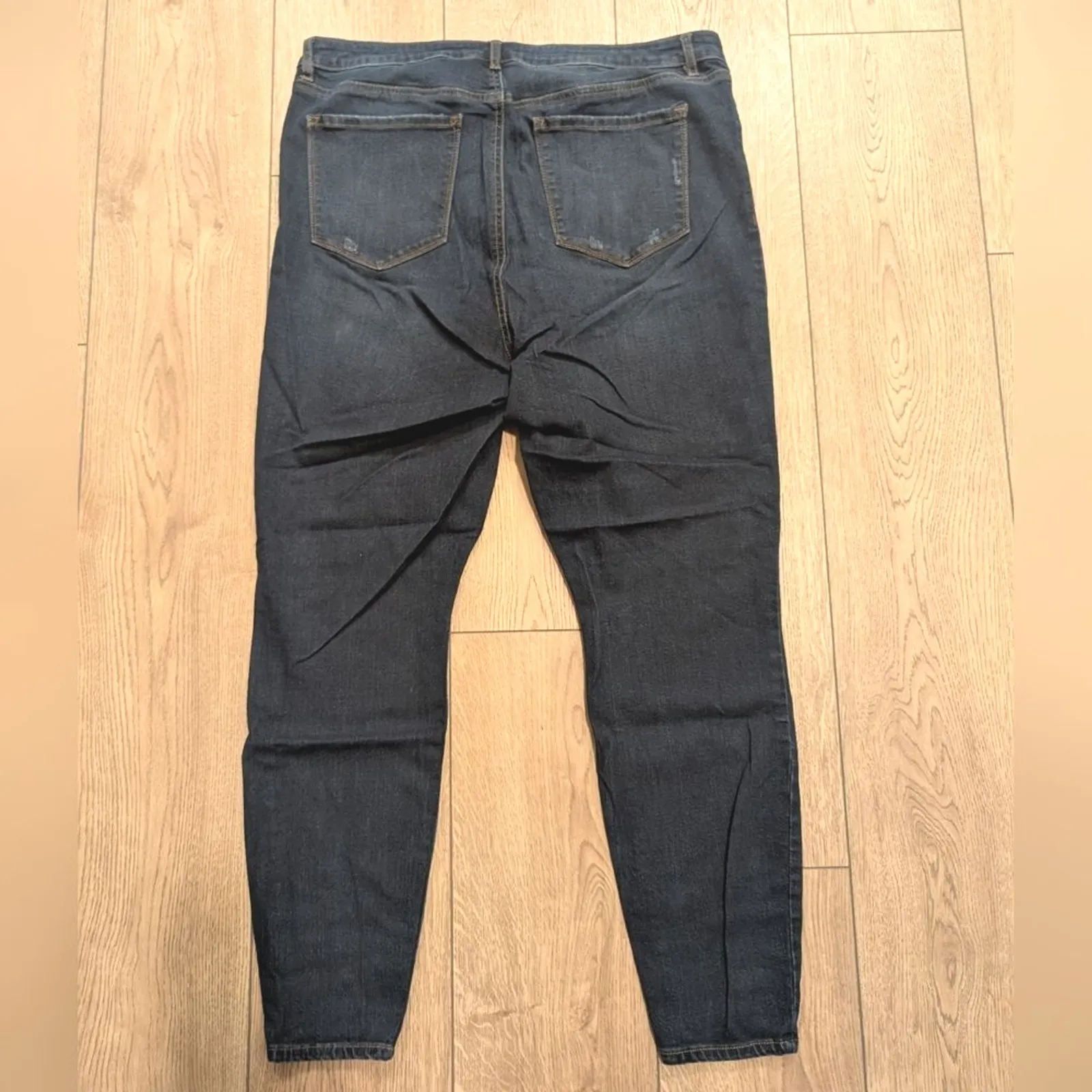 Refuge + Plus 18 Jeans Skinny Leg Stretch Dark Faded Wash Distressed‎ Denim - Image 4