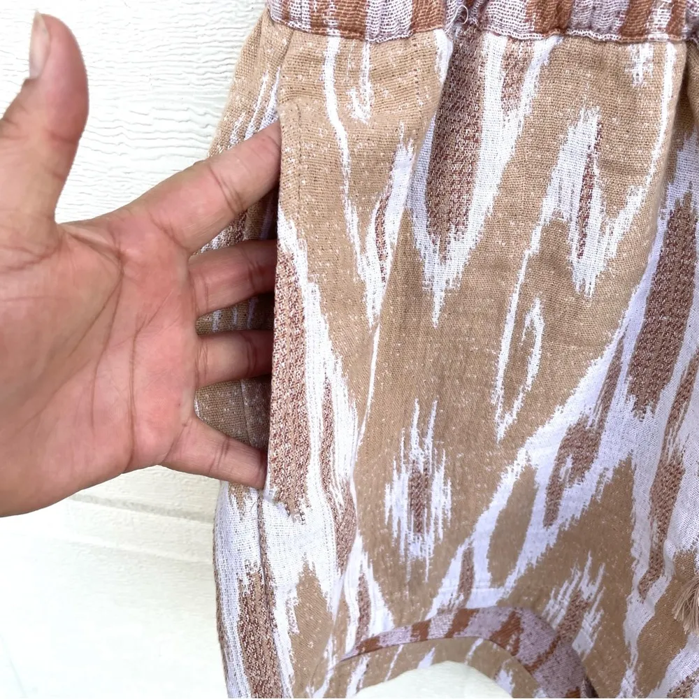 Aerie Womens Shorts Tan White Ikat Southwestern Drawstring Cotton XL - Image 6