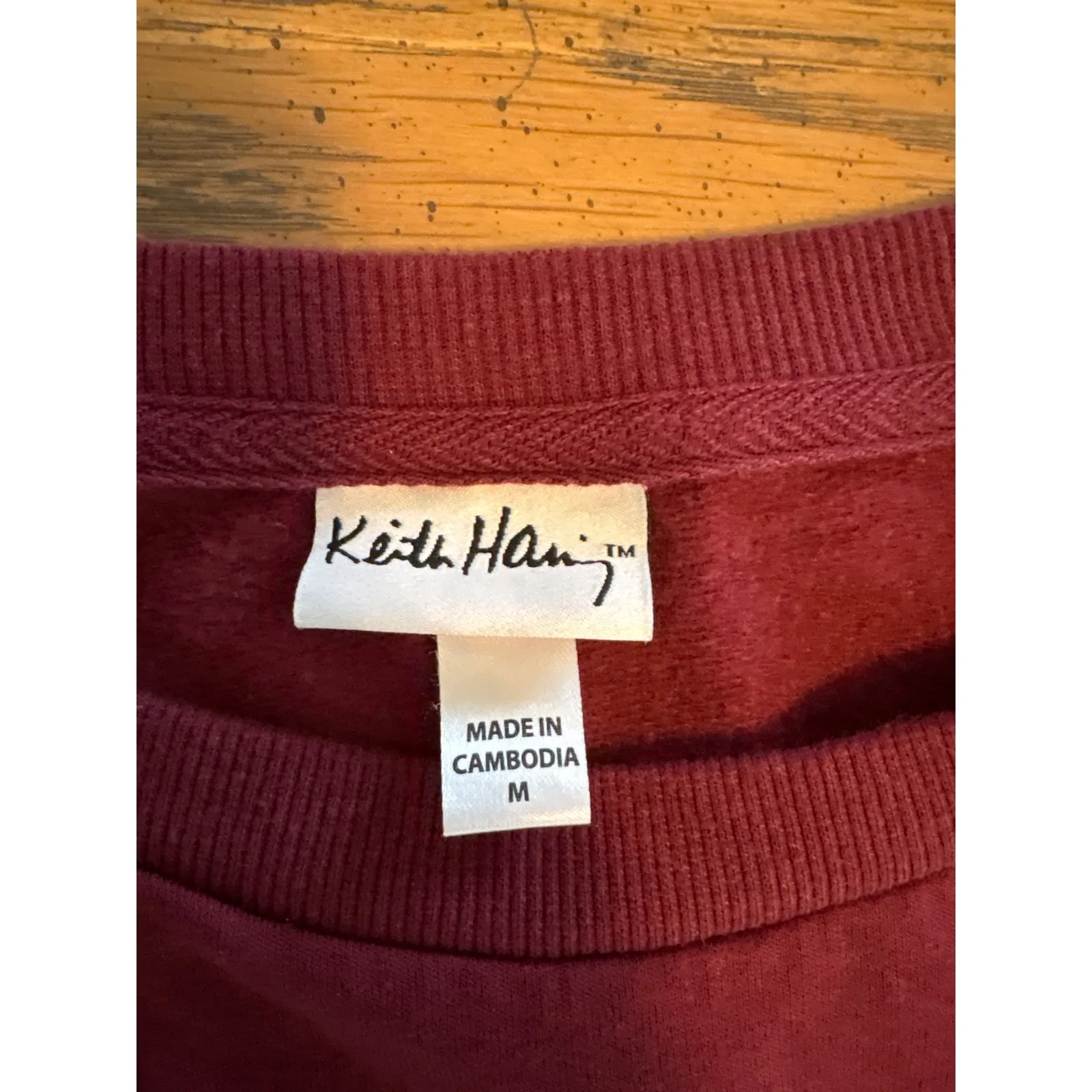 Keith Haring Dog Art Sweatshirt Maroon Crewneck Long Sleeve Pullover Women's M Red Size M - Image 6