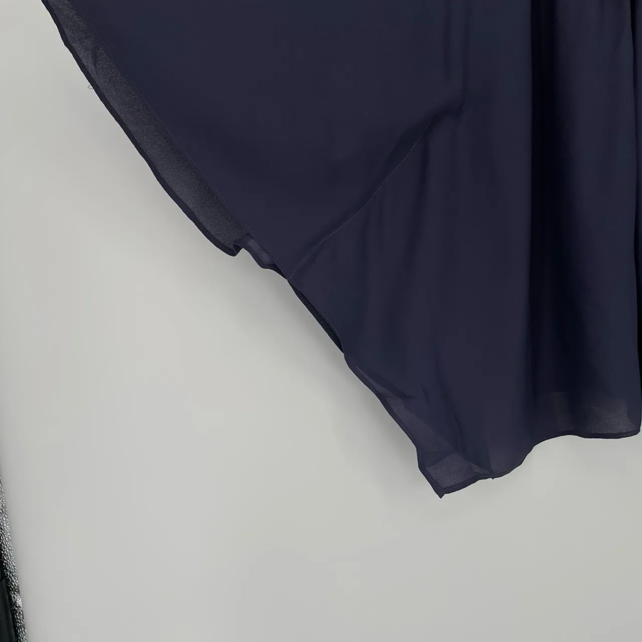 Revolve Krisa Womens Off Shoulder Batwing Slate Blue Flutter‎ Demure Blouse XS - Image 6