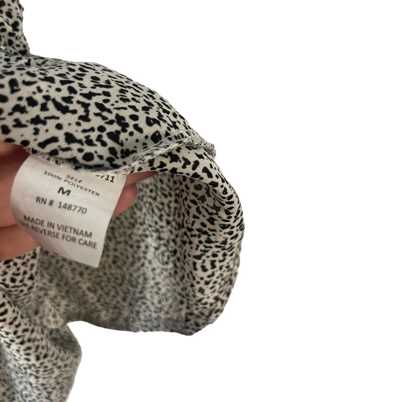 Sienna Sky Women's Size Medium‎ Leopard Print Flowy Top - Image 6