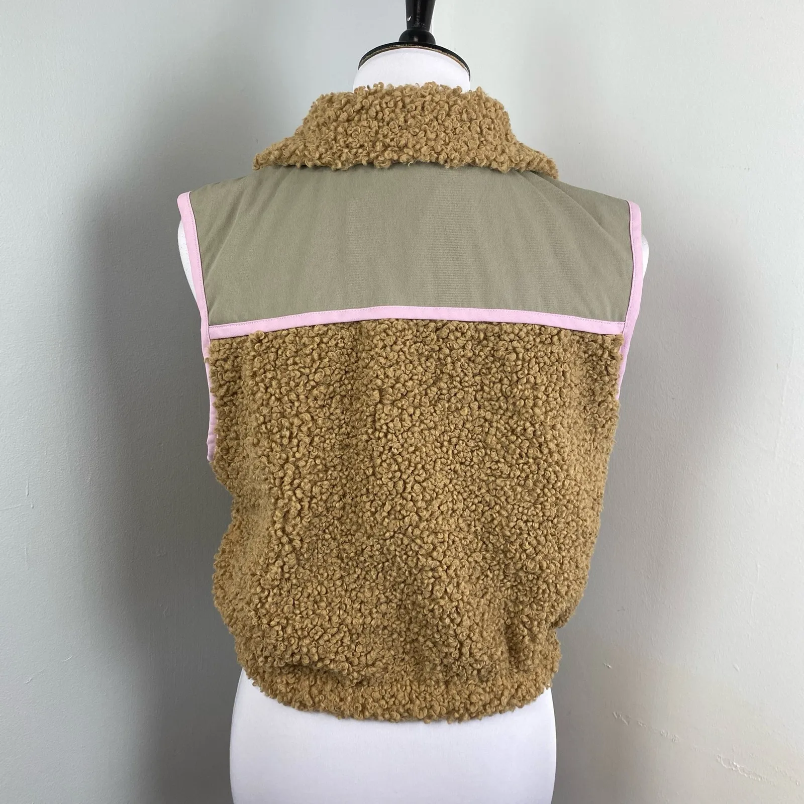 For Love & Lemons Pink Teddy Sherpa Full Zip Vest Medium Sleeveless - Image 9
