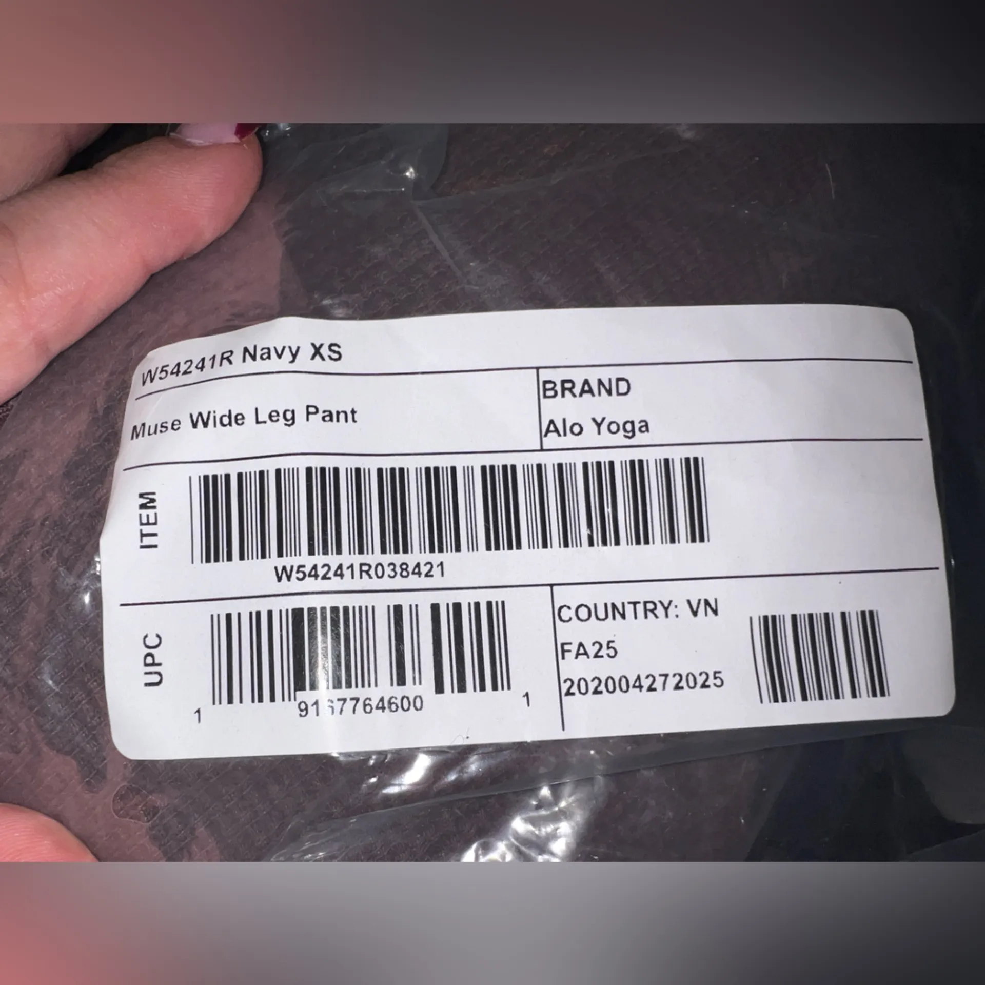 Alo Yoga Muse Wide Leg Pant Navy Size XS NWT - Image 9