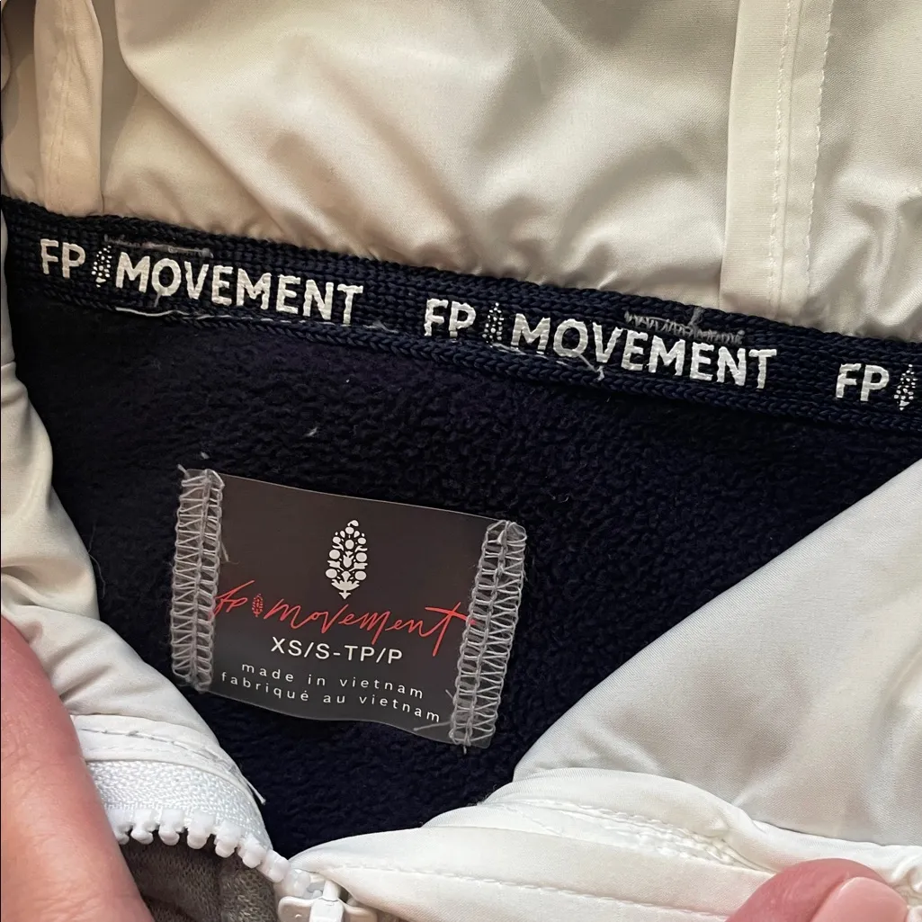 FP Movement Free People Salt Air Cocoon Hoodie Gray Size undefined - Image 6