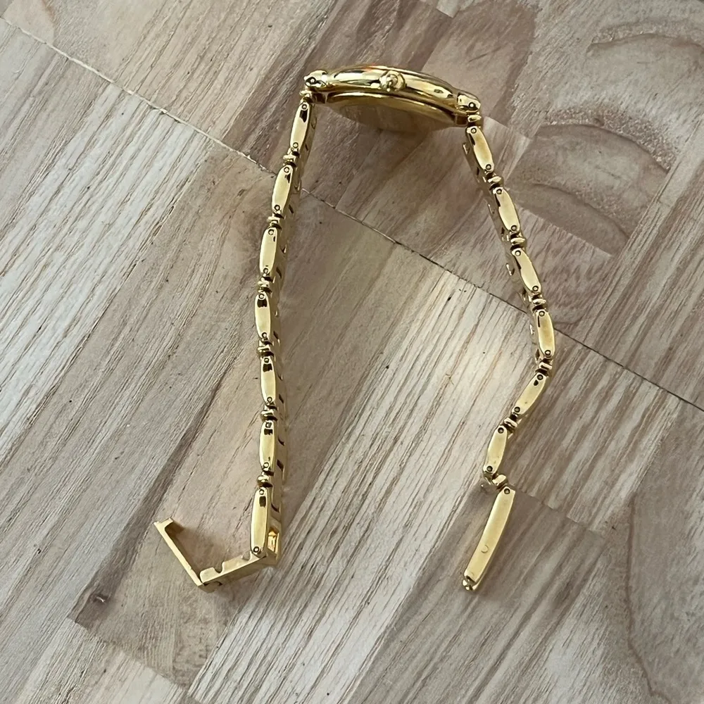 Giorgio Beverly Hills Gold Plated Ladies Watch Luxury Pearl Dial Gorgeous - Image 8