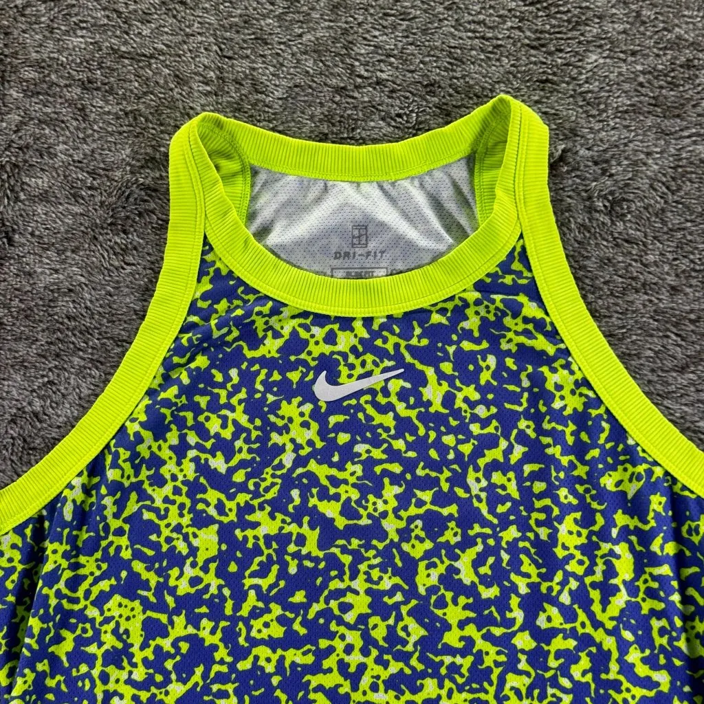 Nike Dri-Fit Slim Fit Tank Sz S - Image 2