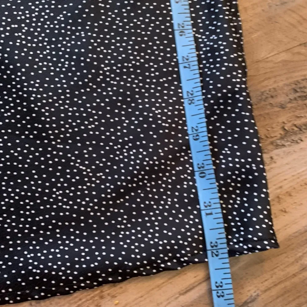 Urban Outfitters Cowl Neck Slip Mini Dress - size M EUC! Flowy Black Polka Dot - Image 9