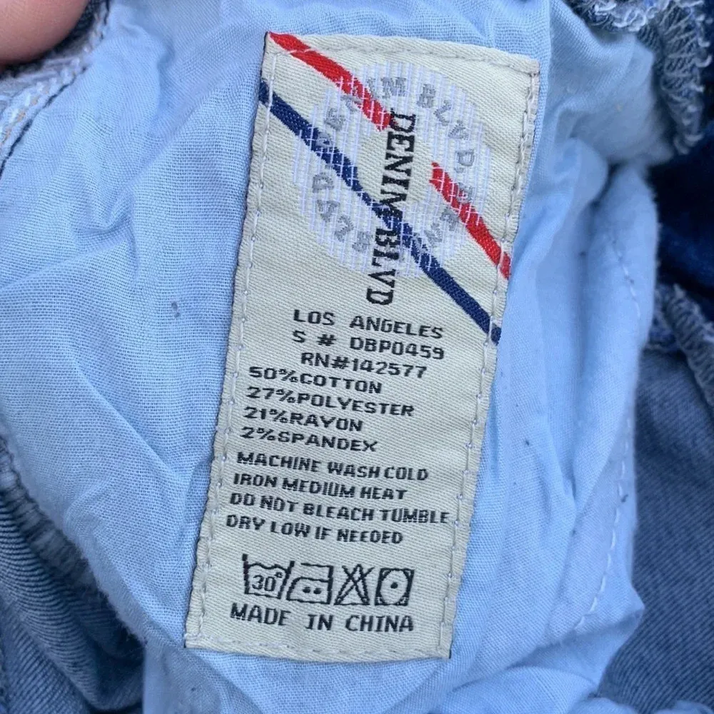 Denim Blvd Los Angeles women's apparel bag jeans Waist 16", inseam 26 1/… - Image 4