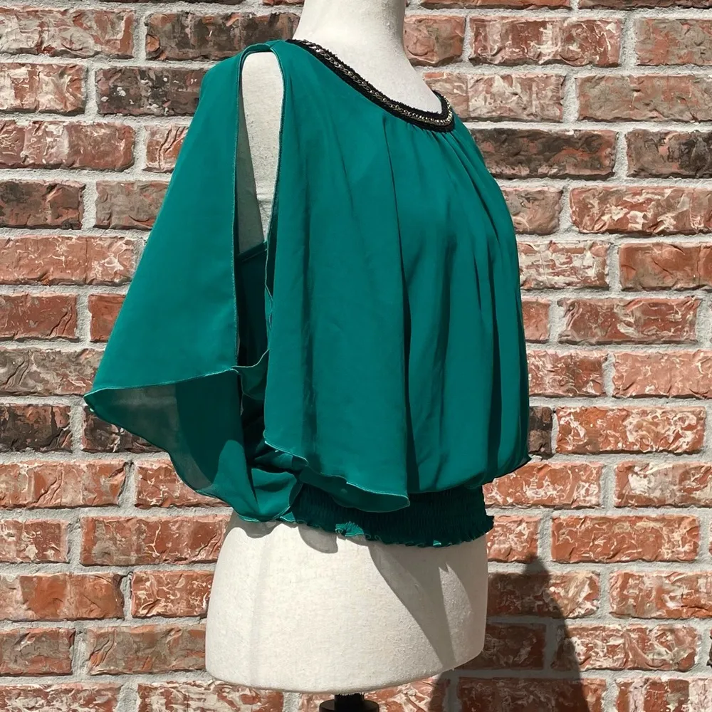 BCX emerald green blouse with gold chain hardware / S / Excellent condition - Image 5
