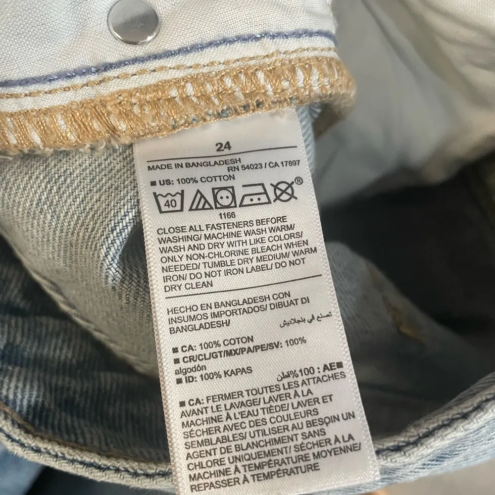 Old Navy High-Rise Denim skirt - Image 4