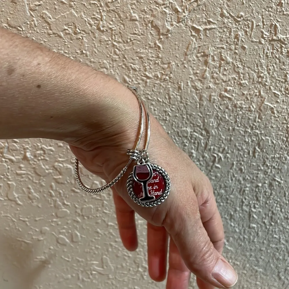 Silver Bracelet with red wine glass and Toes in The Sand Wine in My Hand charms - Image 4