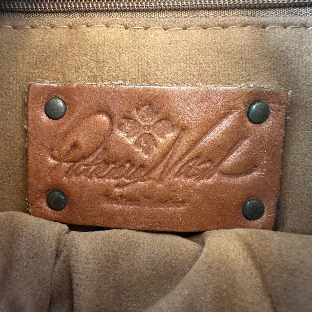 Patricia Nash Avellino Brown Italian Leather Crossbody Shoulder Bag Purse Stamp - Image 7