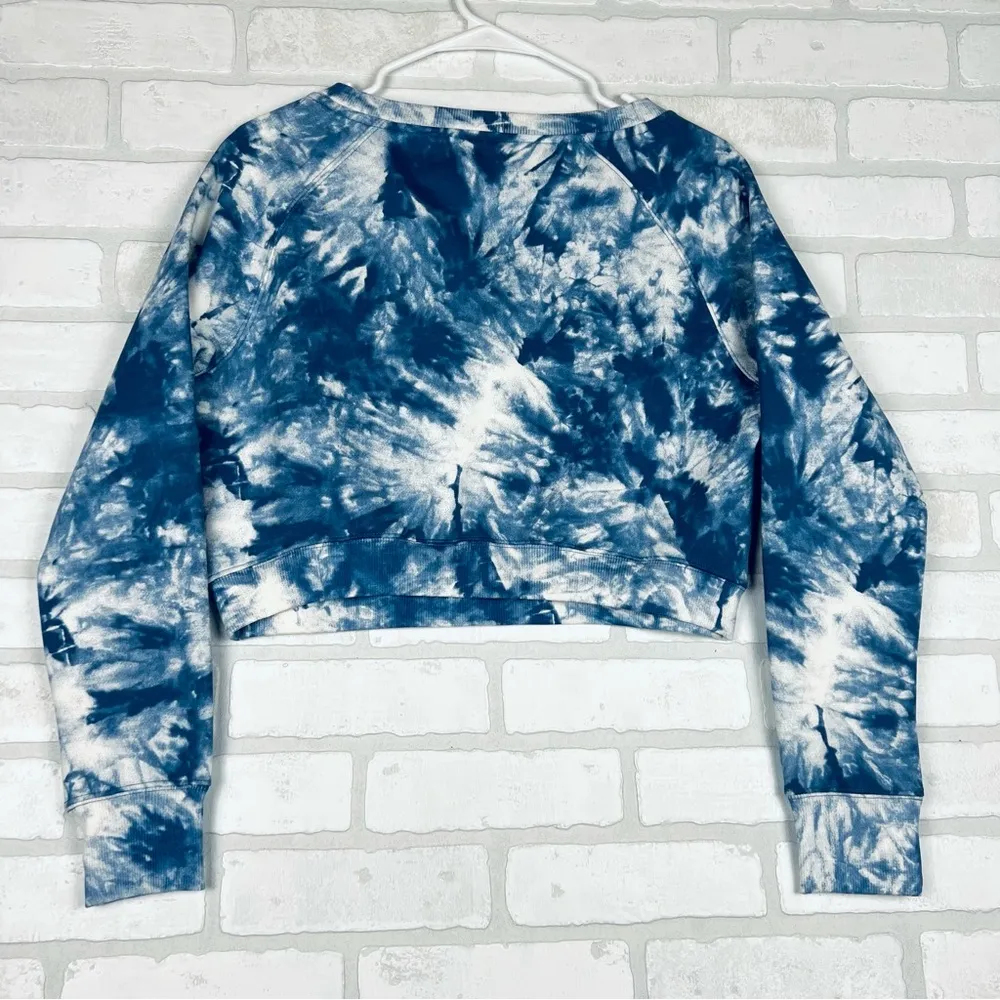 Balance Athletica Essence Cropped Tie Dye Sweatshirt S‎ Blue Long Sleeve Logo - Image 10