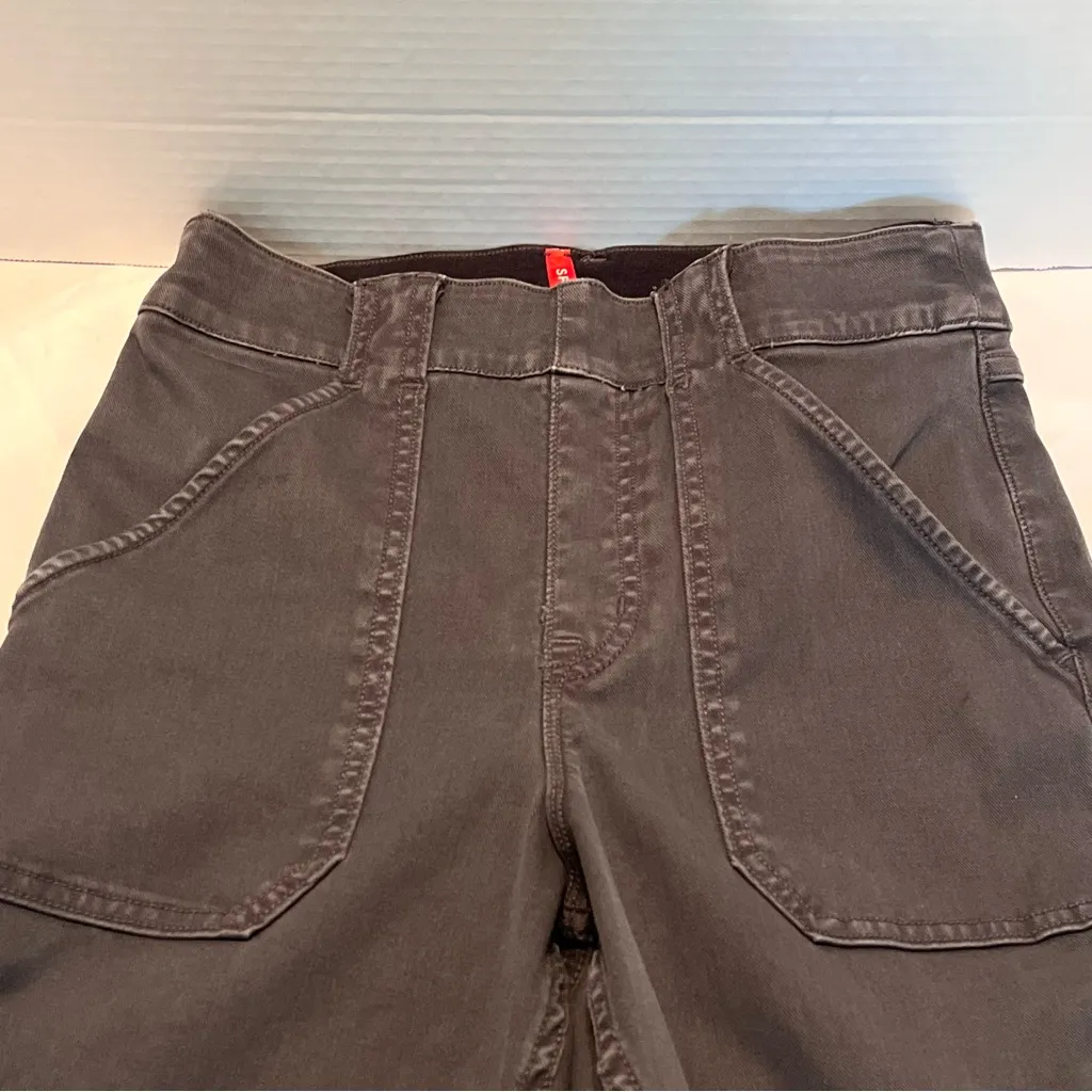 Spanx Stretch Twill Cargo Ankle Pants Women's Sz M Shapewear Dark Gray - Image 2