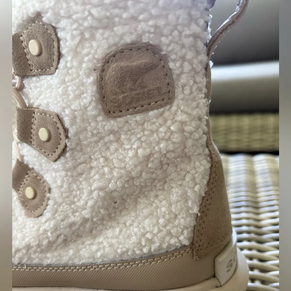 Sorel Explorer Joan Cozy Leather Boots 6.5‎ winter snow streetwear athleisure - Image 5