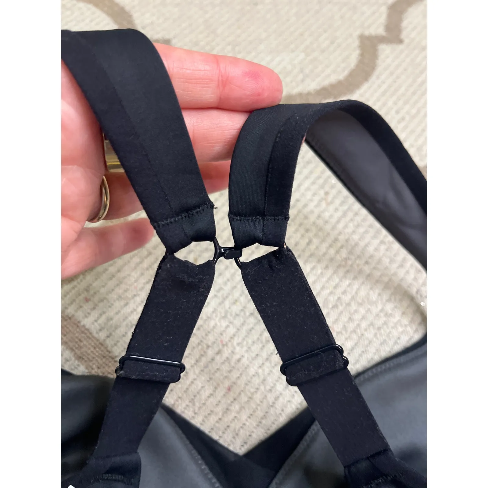 Brooks Run Bra Drive Convertible Sports Bra, Black, size 38DD, MSRP $59.99 - Image 8