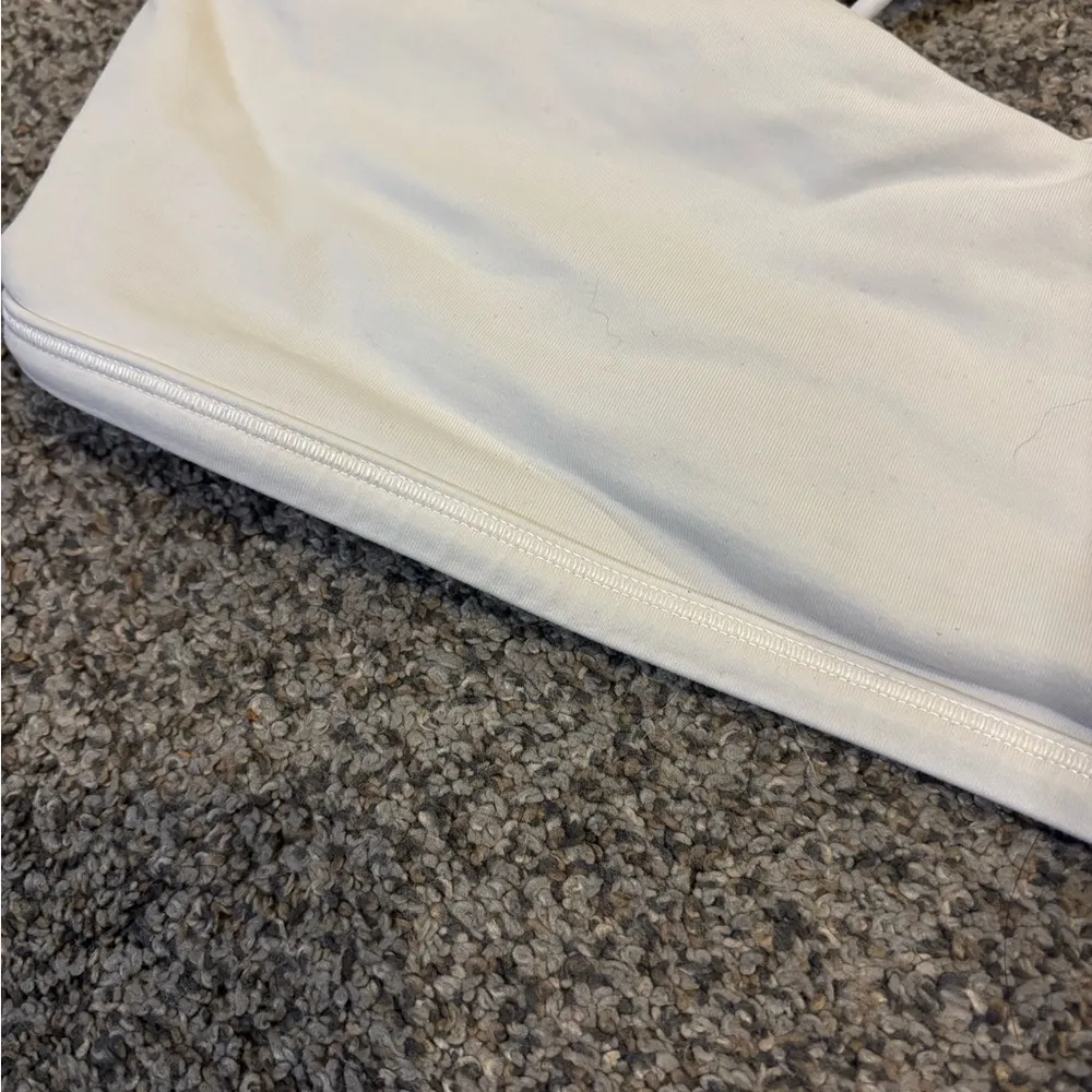 Lululemonn Free to be Wild Bra - Image 4