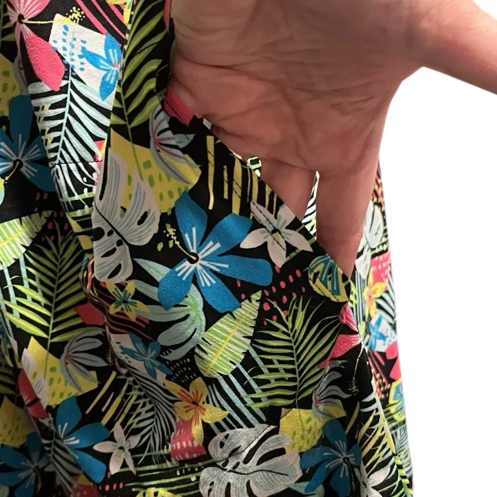 Secret Treasures Super Soft Tropical Print Sleep Shirt with Pockets - Image 6