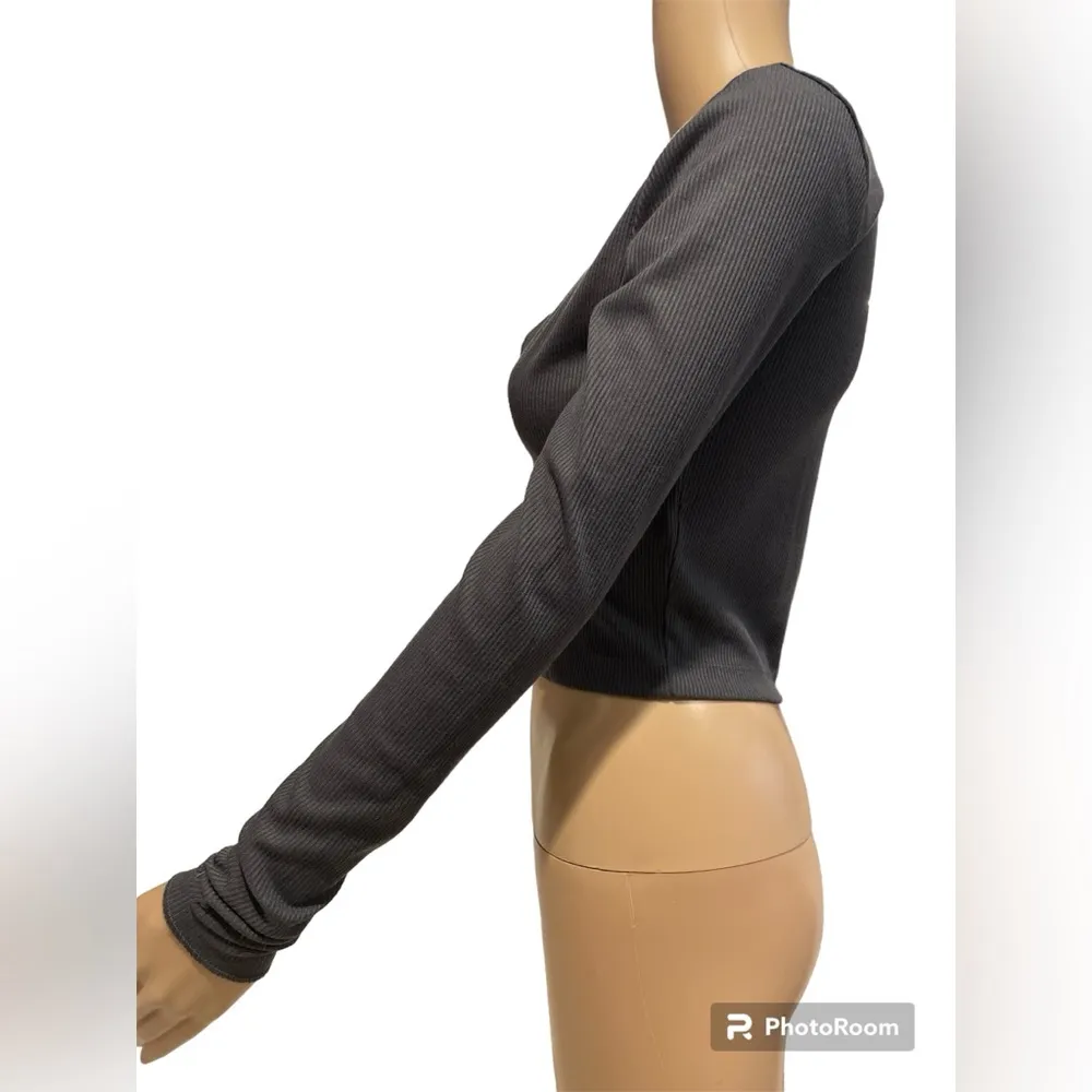 BDG Urban Outfitters  Crop Top size M - Image 5