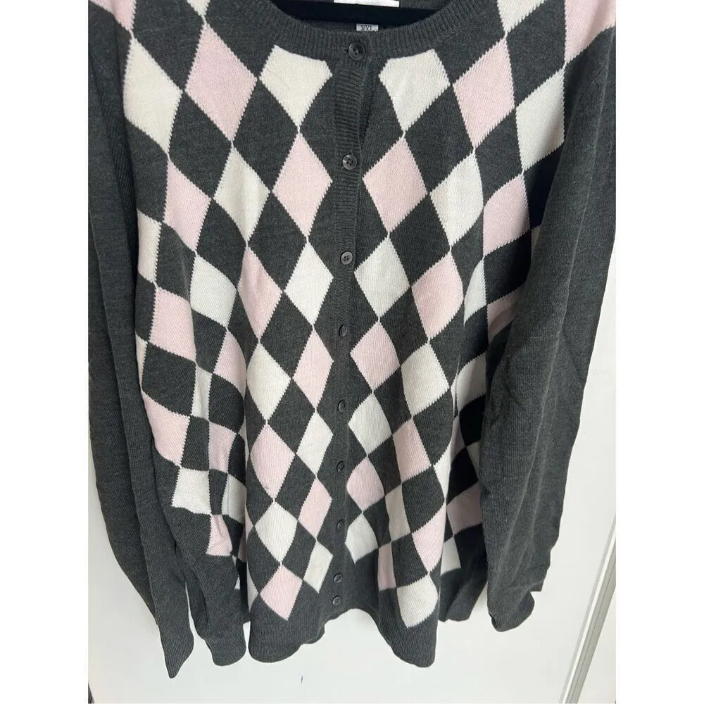 Croft & Barrow Grey With Pink & White Patterned Front Button Up Cardigan Woman’s - Image 3