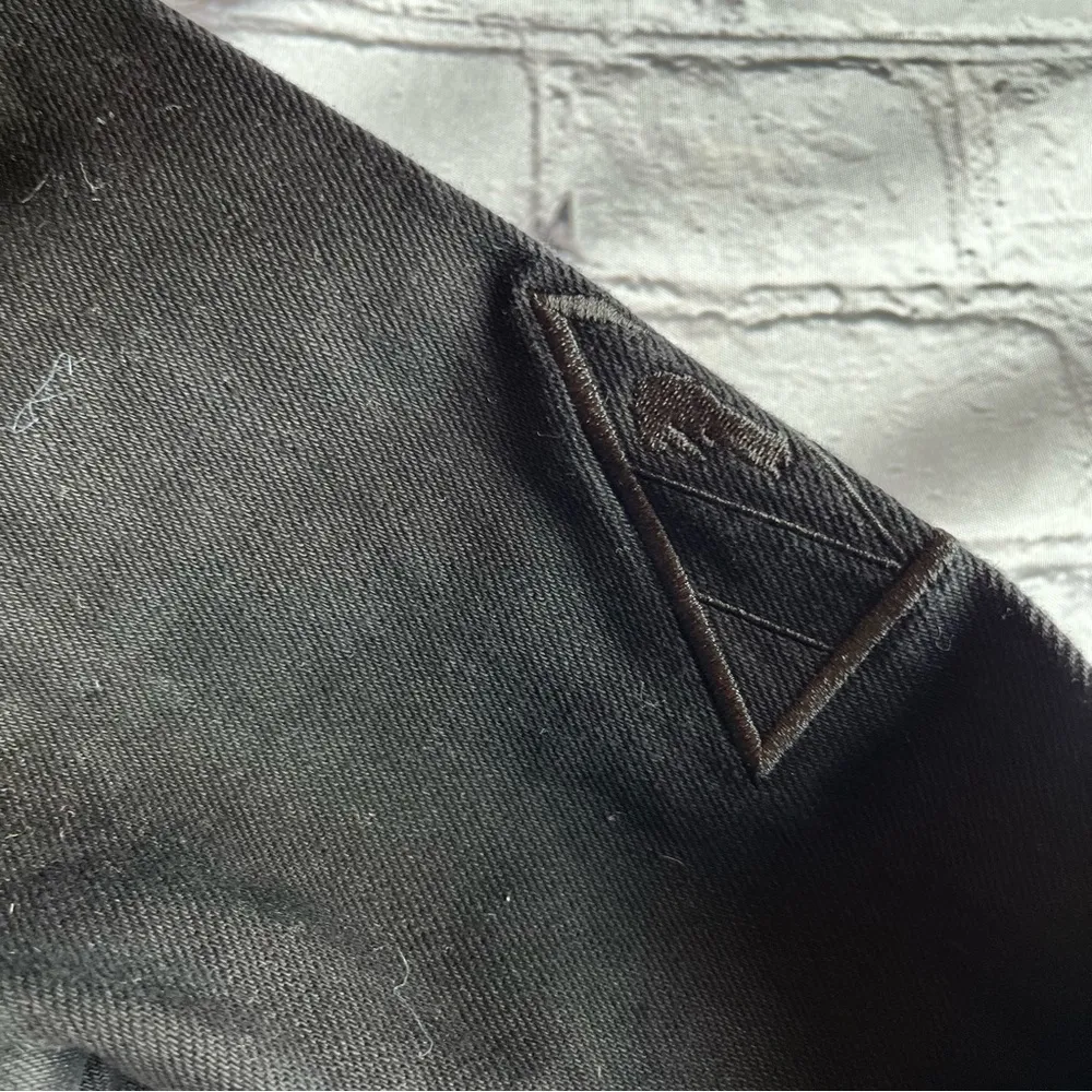 Levi’s Imagine Dragons Black Denim Womens Small Embroidered Jean Jacket
. - Image 11